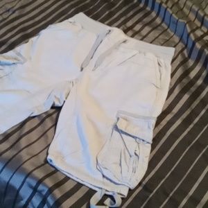 Great condition very comfy cargo shorts lightly worn